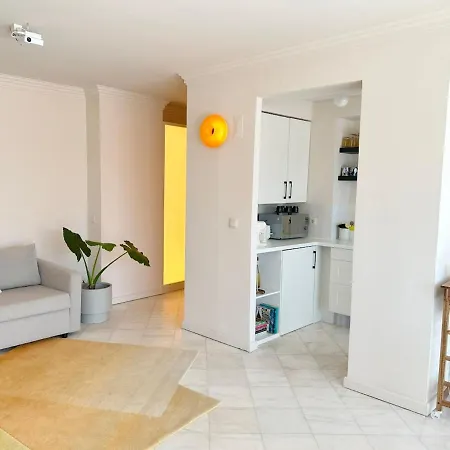 Lägenhet Groovy Caparica Gem With Large Sunny Terrace *