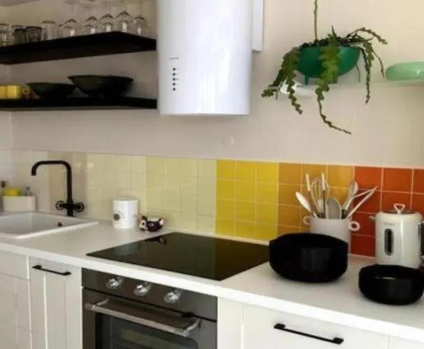 Groovy Caparica Gem With Large Sunny Terrace Lejlighed *