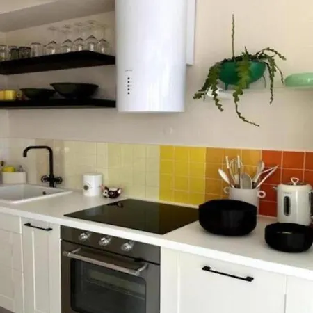 Groovy Caparica Gem With Large Sunny Terrace Apartament *