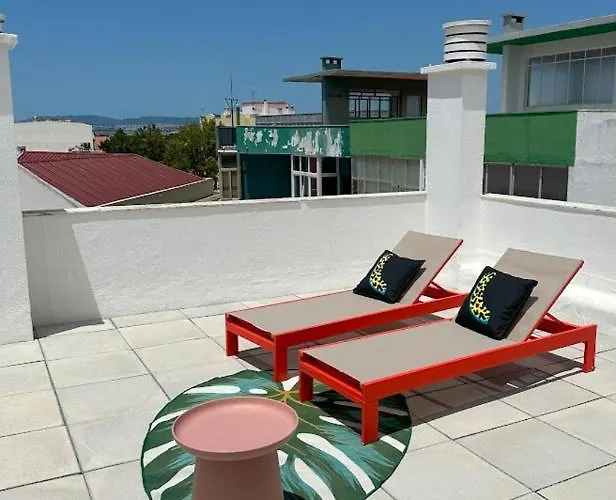 Groovy Caparica Gem With Large Sunny Terrace * Costa da Caparica